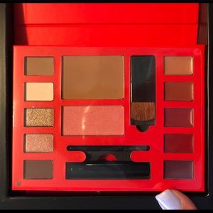 Lord & Taylor Makeup Set